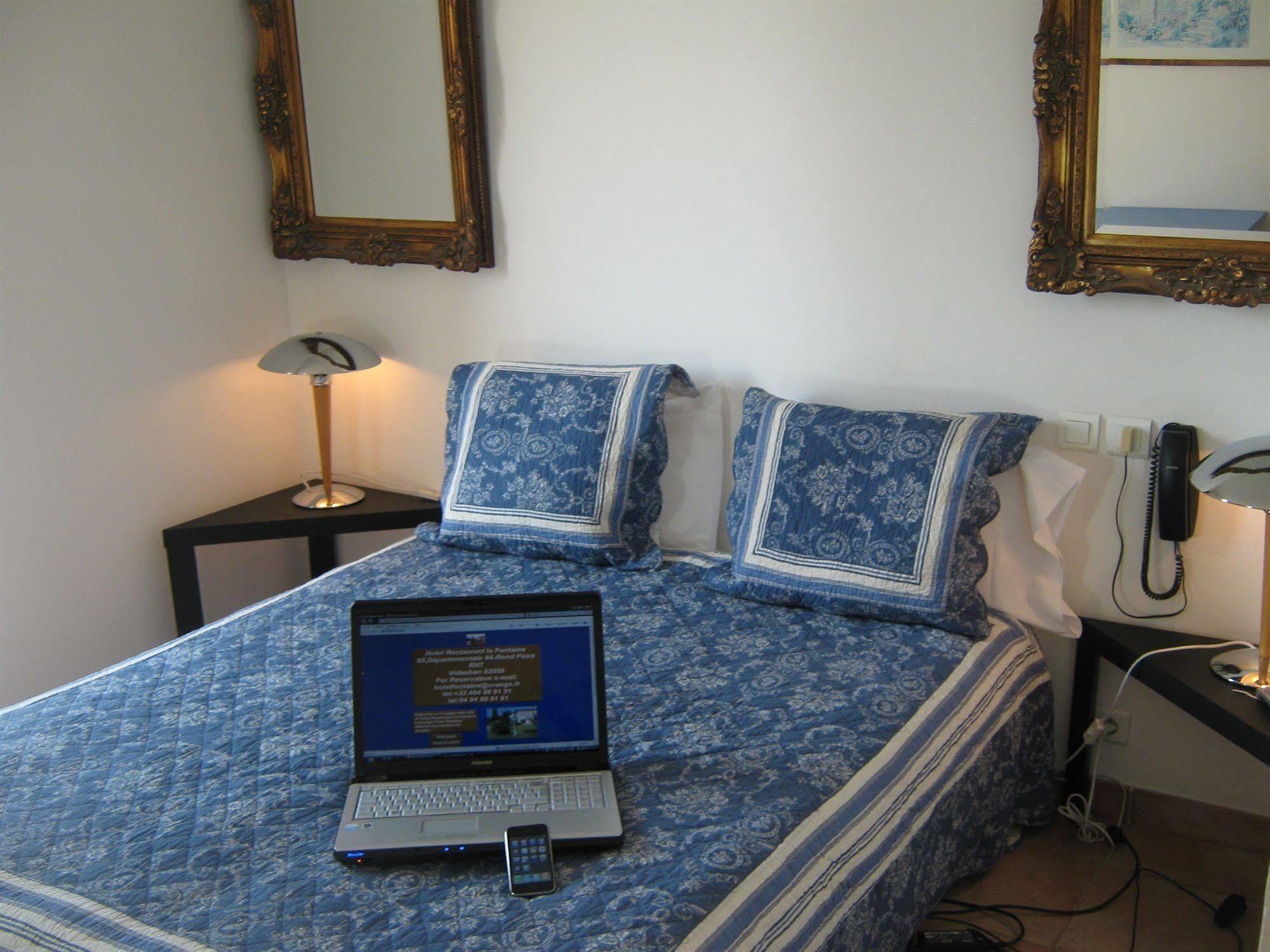 La Fontaine Hotell Vidauban Eksteriør bilde