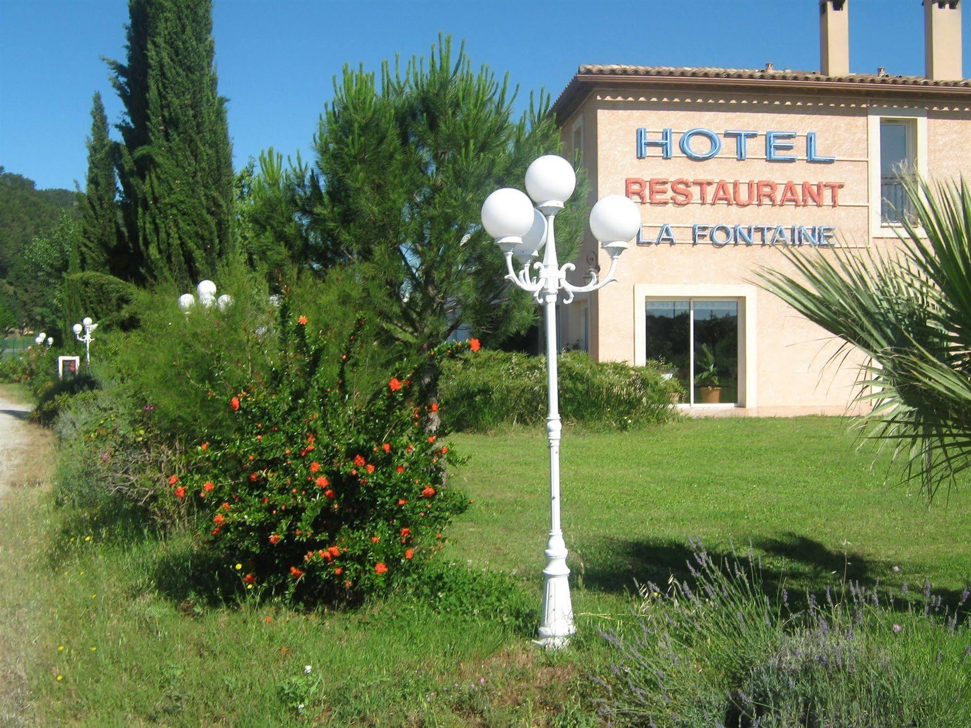 La Fontaine Hotell Vidauban Eksteriør bilde